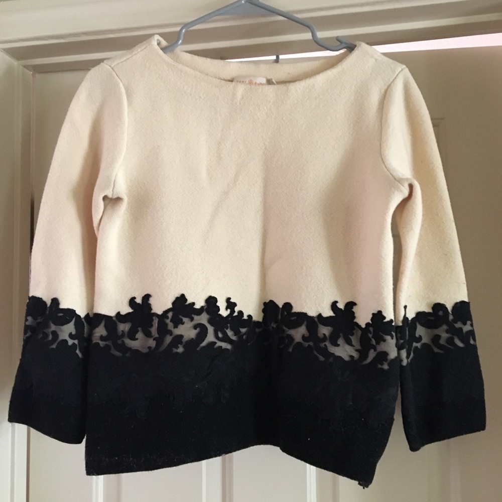 Tory Burch sweater❄️